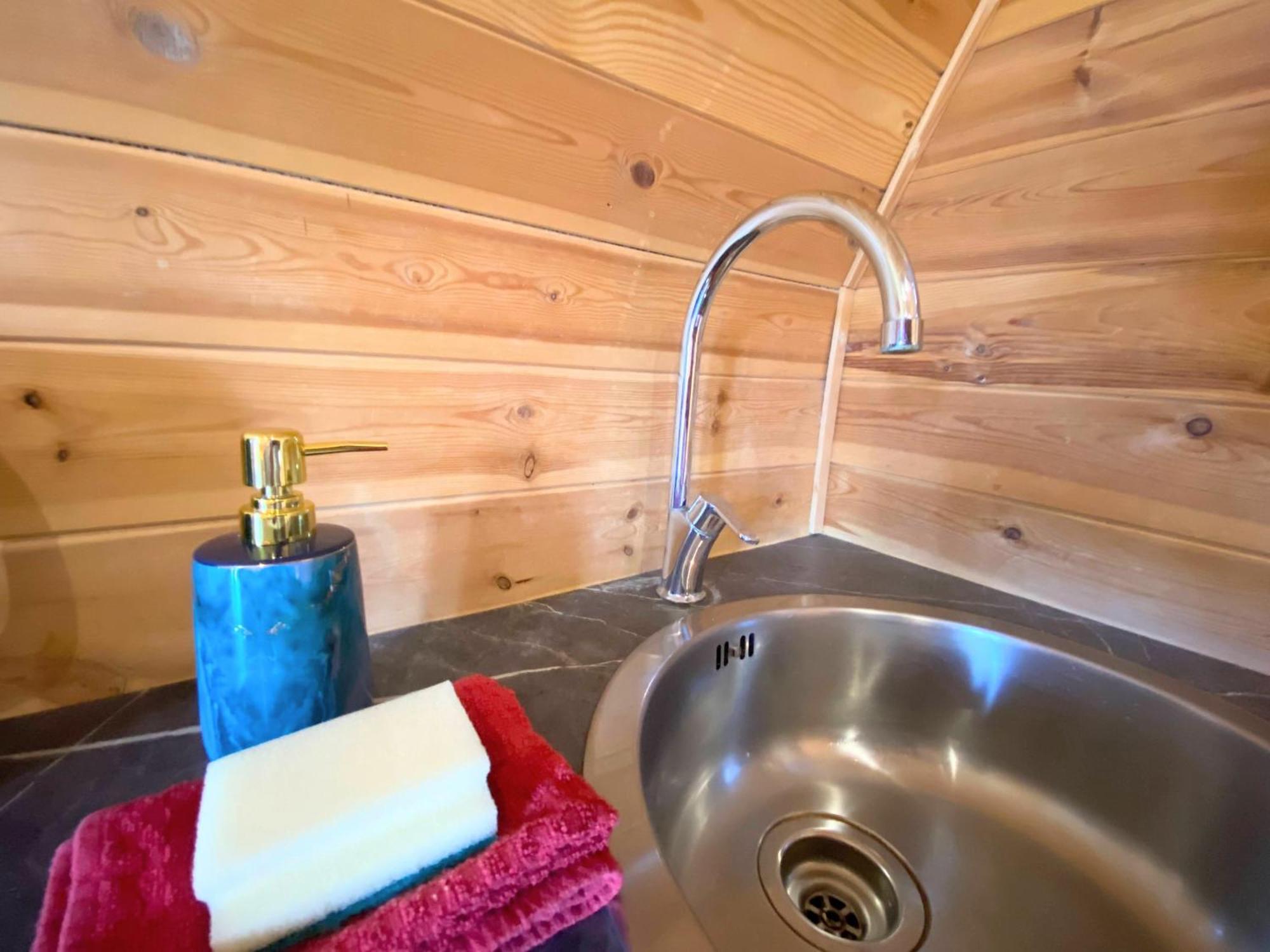 KeltyPond View Pod 1 With Outdoor Hot Tub - Fife - Loch Leven - Lomond Hills别墅 外观 照片