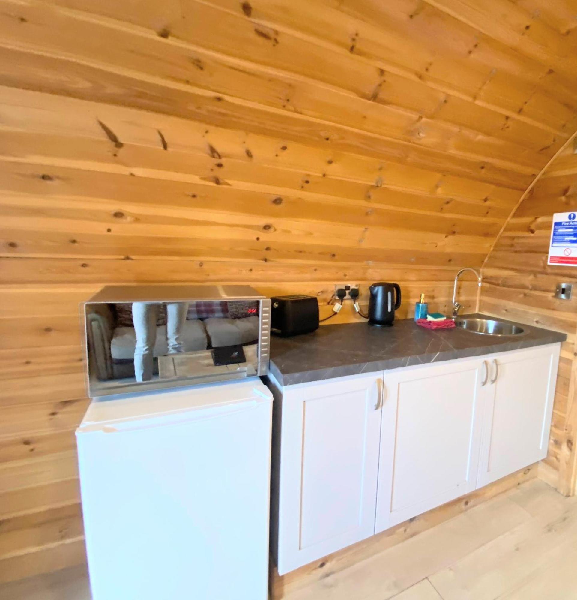 KeltyPond View Pod 1 With Outdoor Hot Tub - Fife - Loch Leven - Lomond Hills别墅 外观 照片