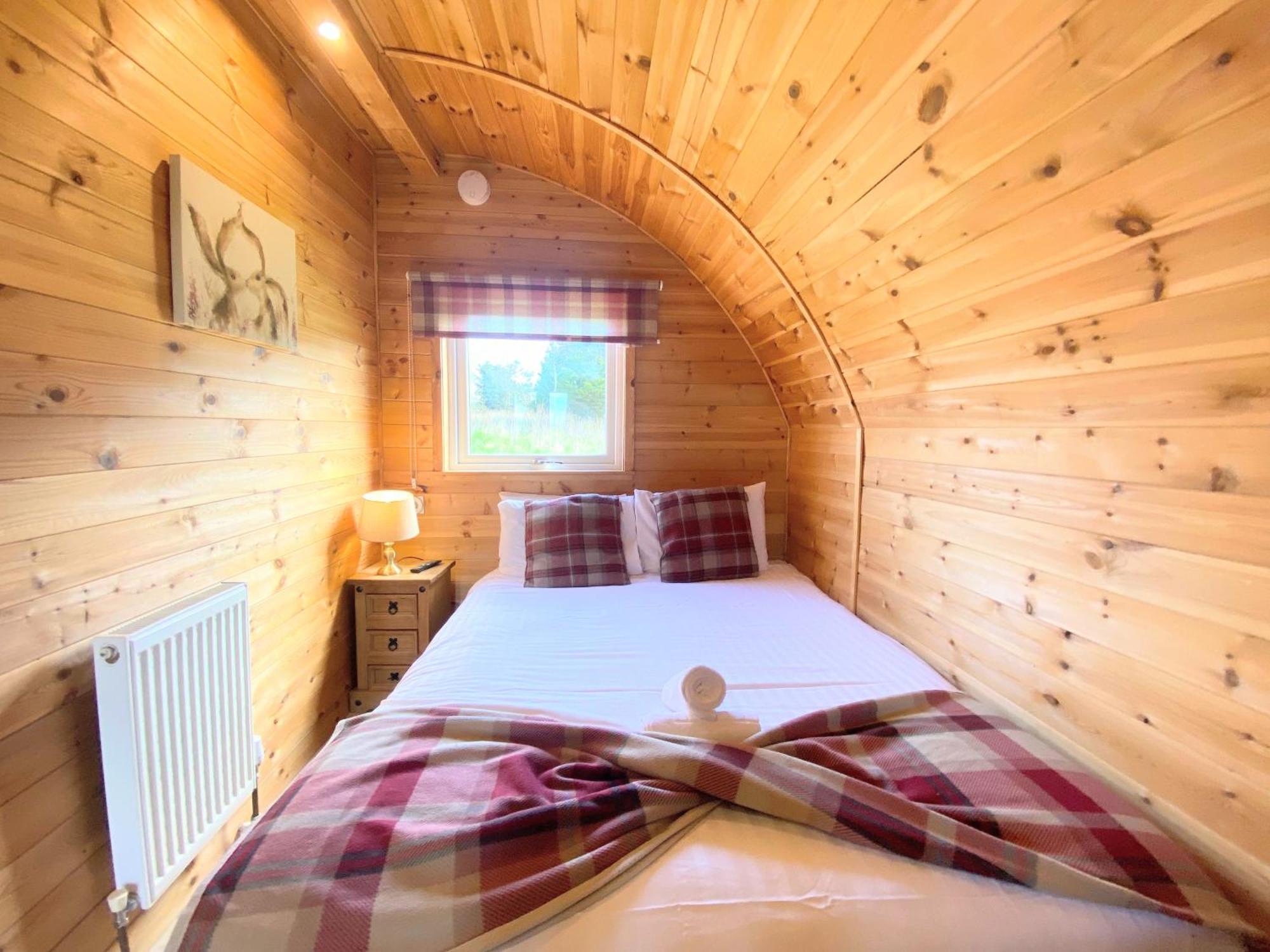 KeltyPond View Pod 1 With Outdoor Hot Tub - Fife - Loch Leven - Lomond Hills别墅 外观 照片