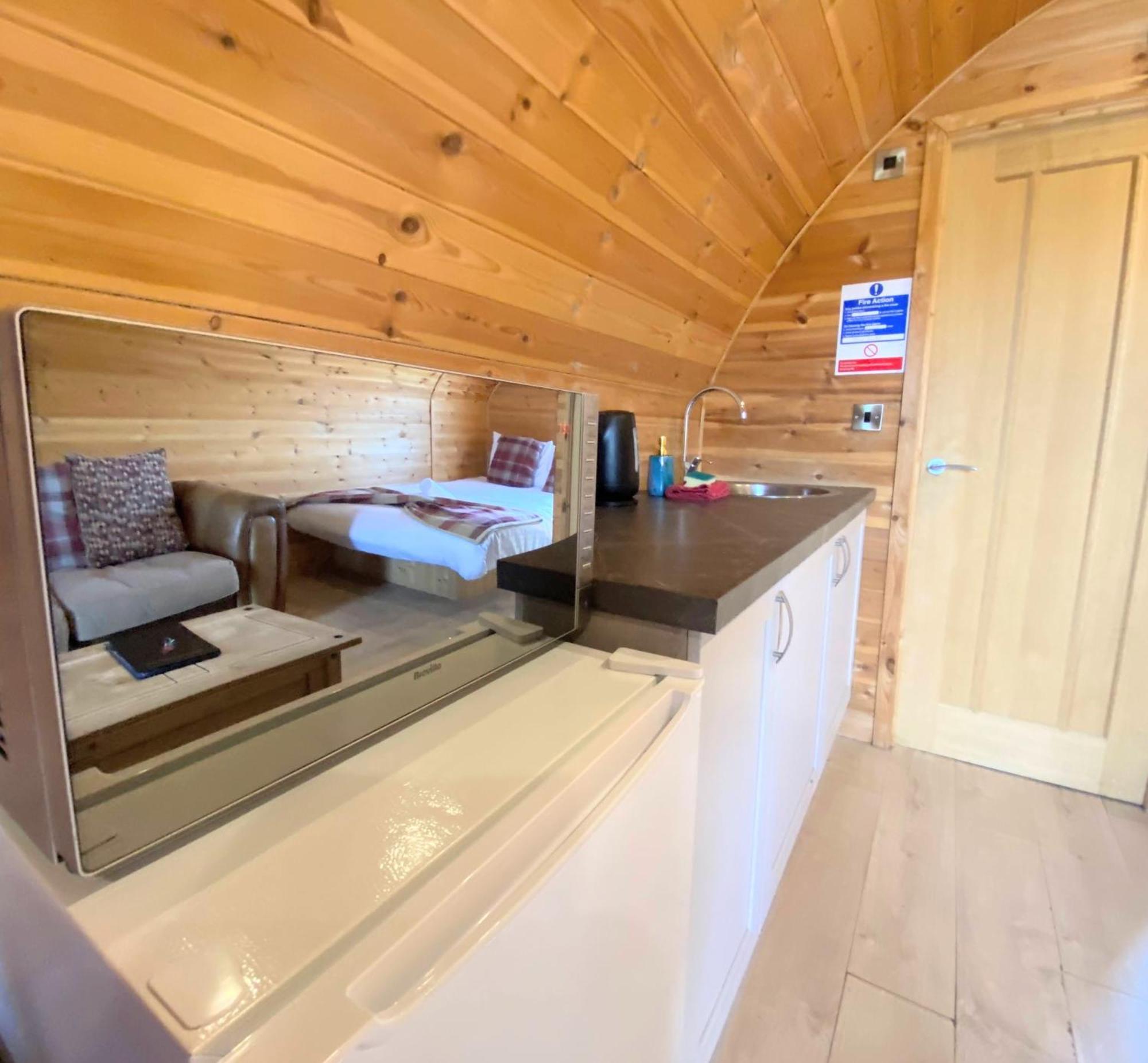 KeltyPond View Pod 1 With Outdoor Hot Tub - Fife - Loch Leven - Lomond Hills别墅 外观 照片